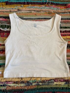 Brandy Melville White Scoop Crop Tank